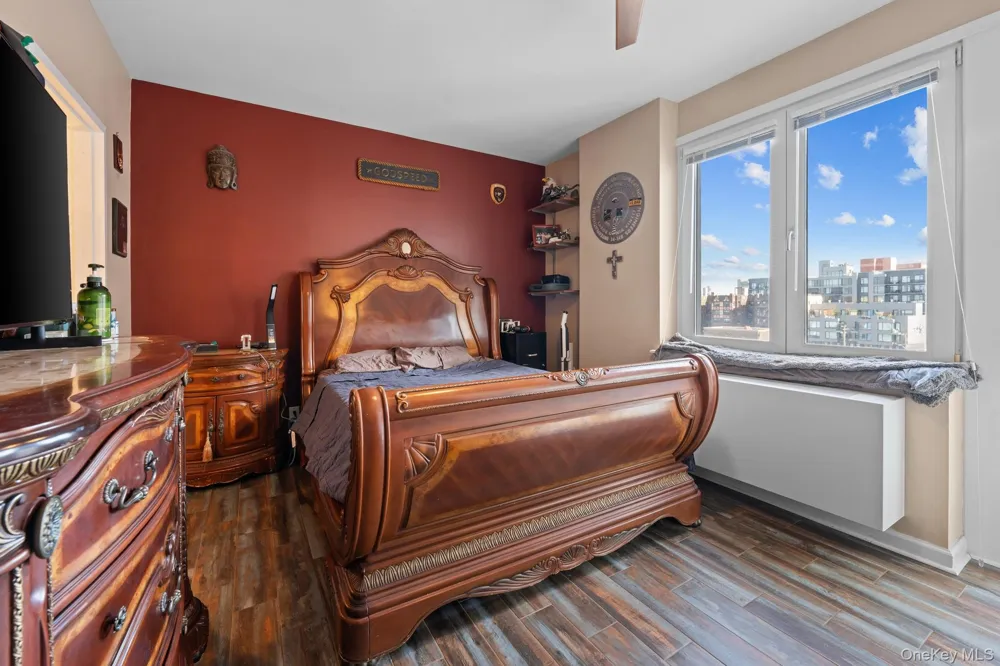 118-20 Ocean Promenade #6D Rockaway Park, NY 11694
