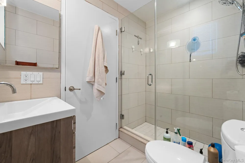 118-20 Ocean Promenade #6D Rockaway Park, NY 11694