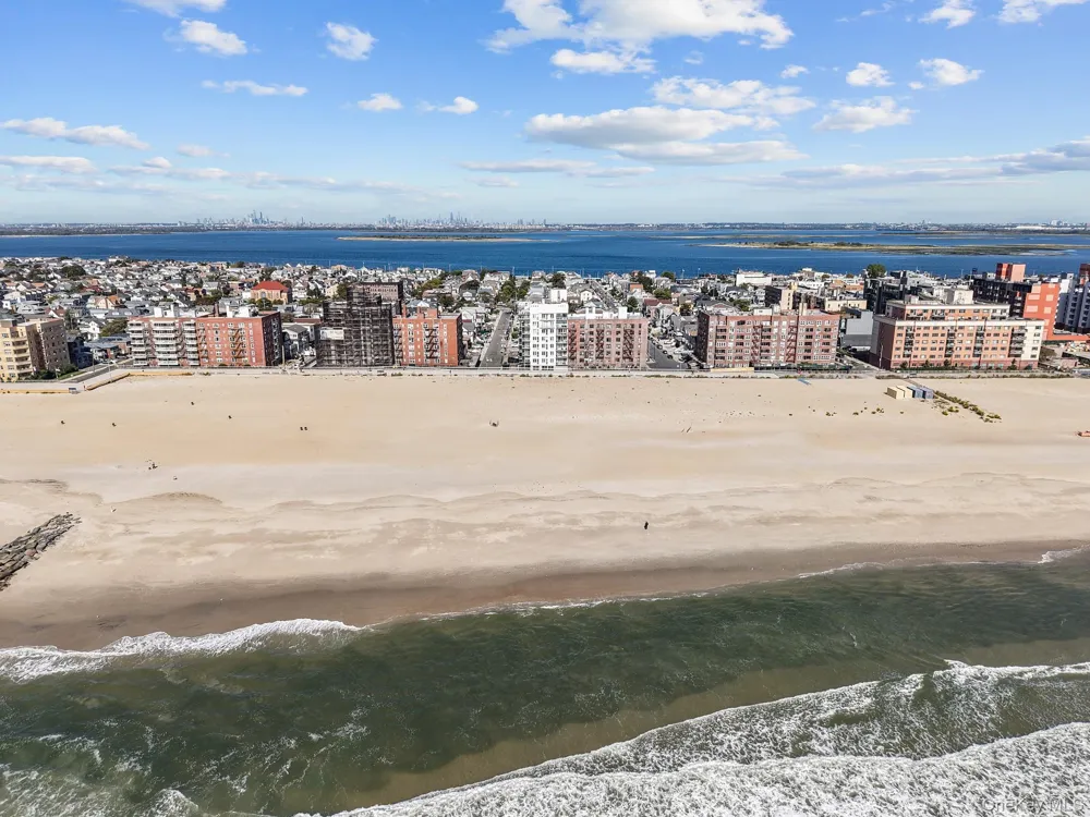 118-20 Ocean Promenade #6D Rockaway Park, NY 11694