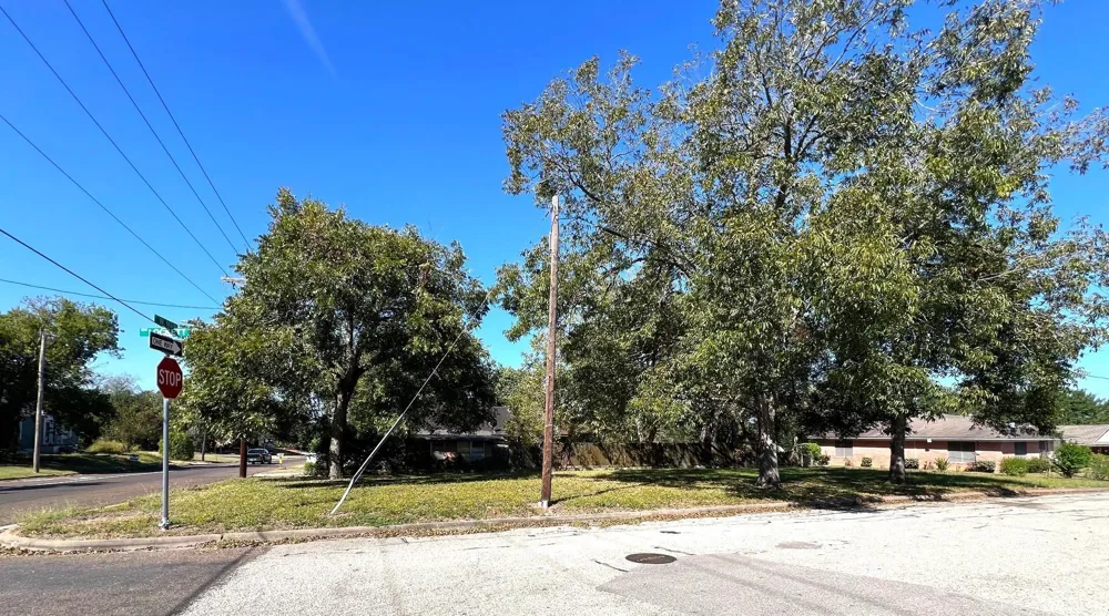 Lockett Street Brenham, TX 77833
