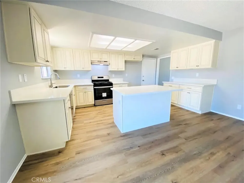 16716 Stagecoach Palmdale, CA 93591