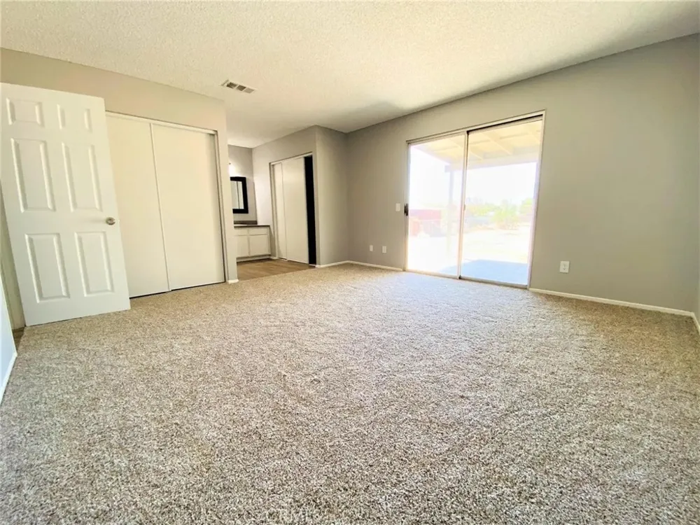 16716 Stagecoach Palmdale, CA 93591