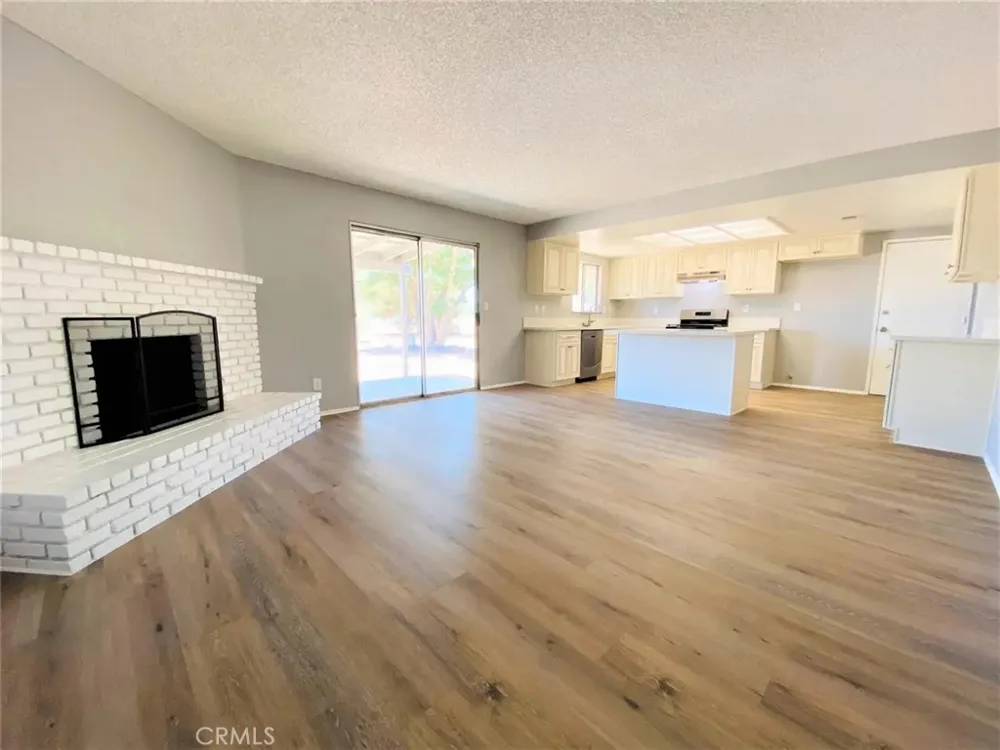 16716 Stagecoach Palmdale, CA 93591
