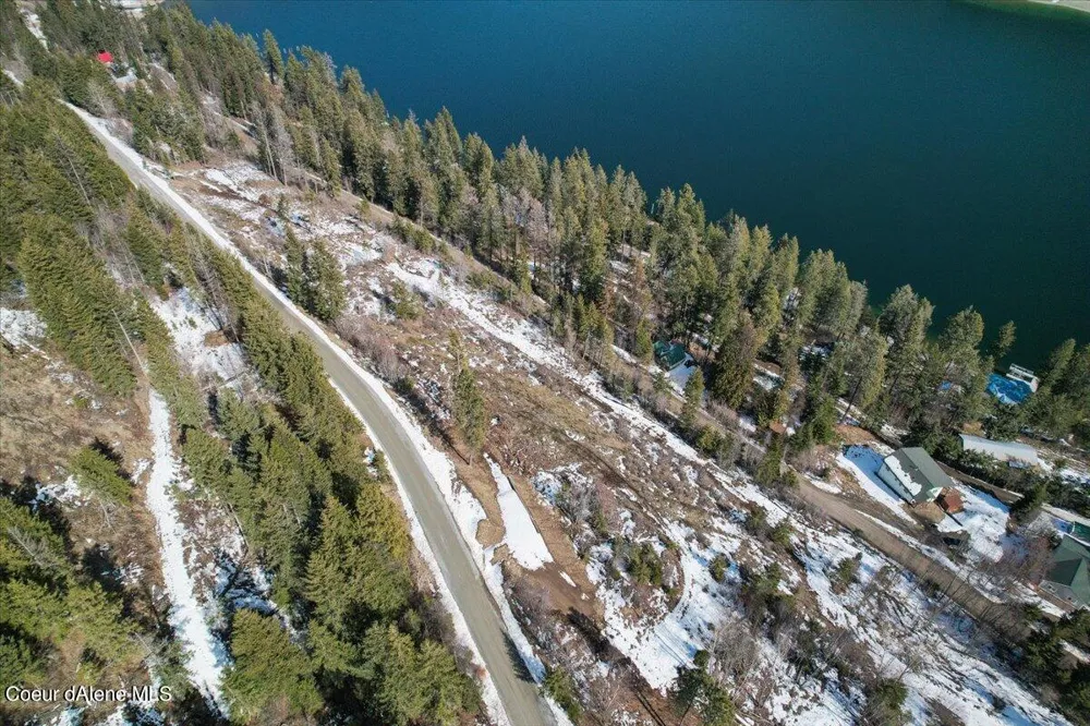 699 Midas Drive Sagle, ID 83860