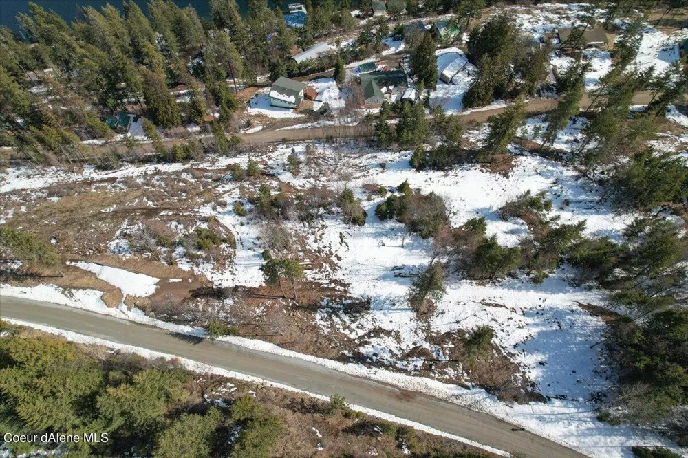 699 Midas Drive Sagle, ID 83860