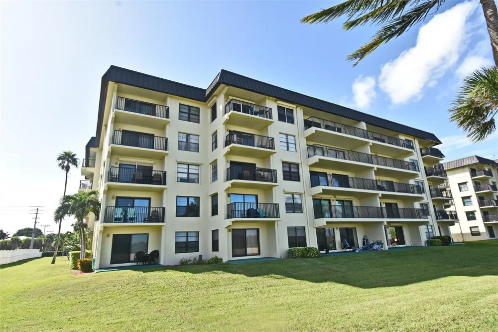 4570 OCEAN BEACH BOULEVARD #42 Cocoa Beach, FL 32931