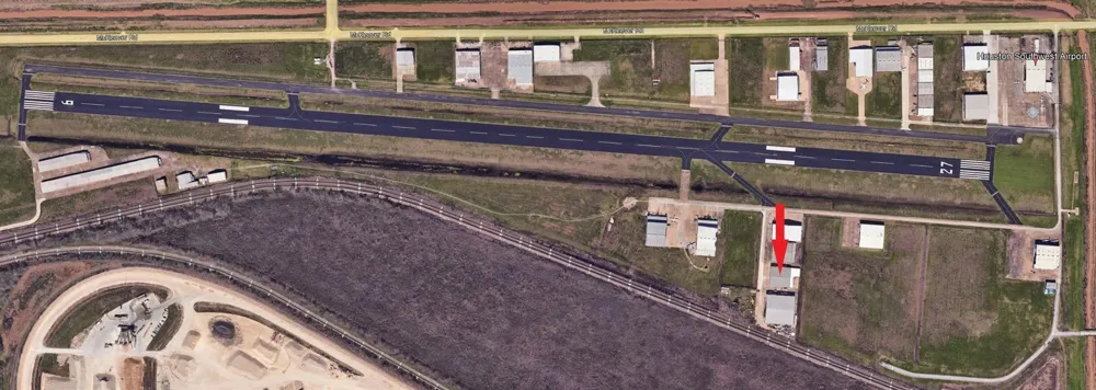 5519 W Arcola Airport Arcola, TX 77583