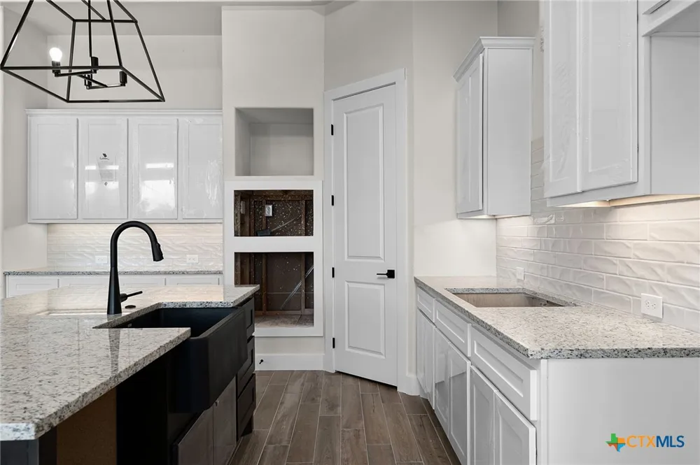 319 Serenity Pass Spring Branch, TX 78070