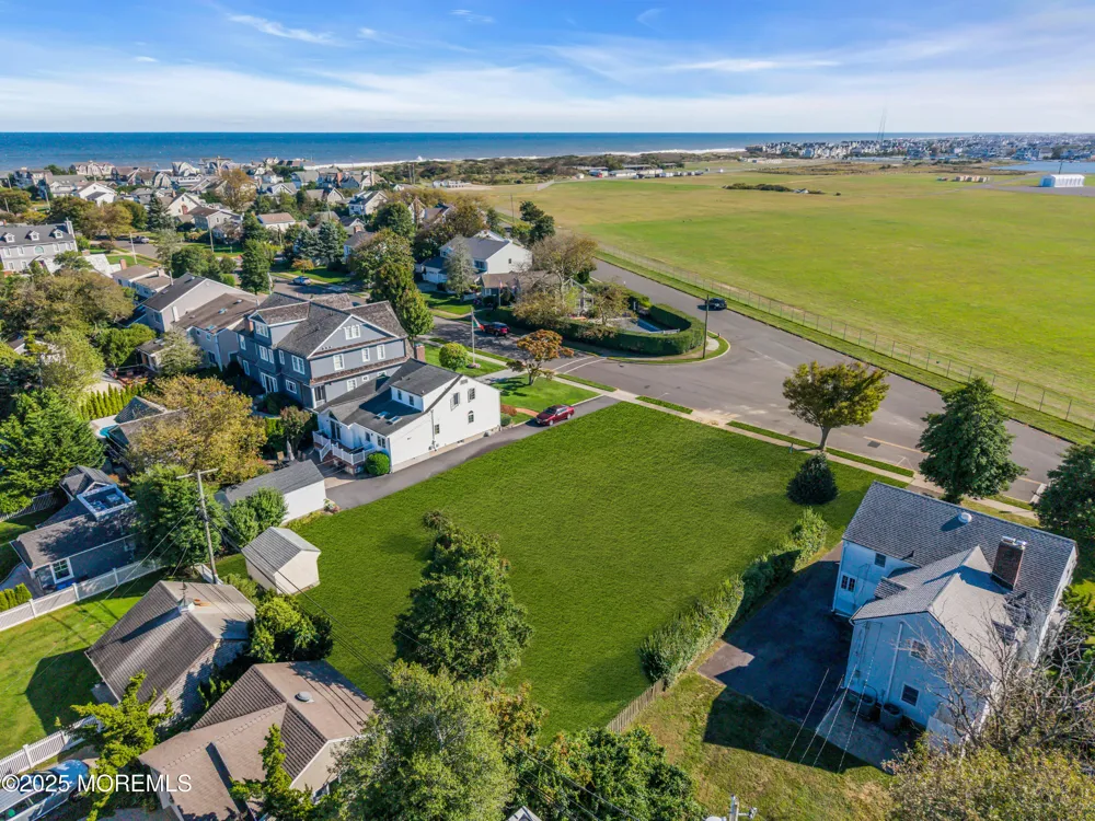 219 Neptune Place Sea Girt, NJ 08750