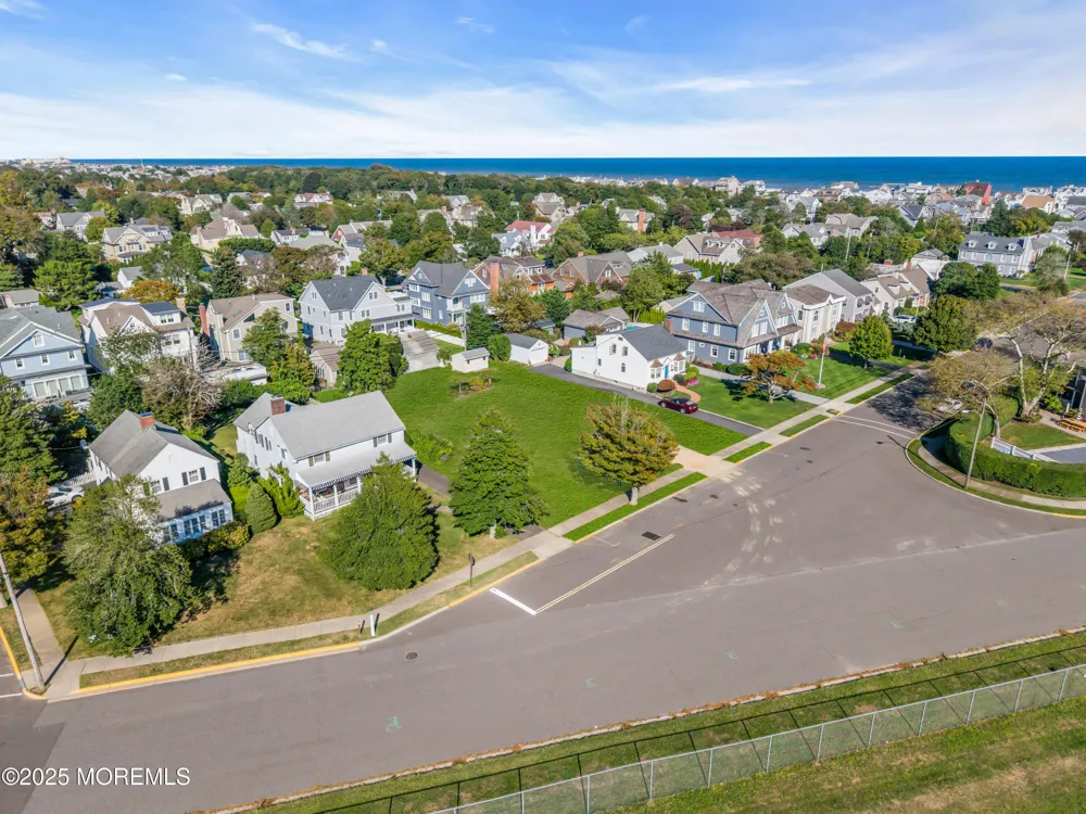 219 Neptune Place Sea Girt, NJ 08750