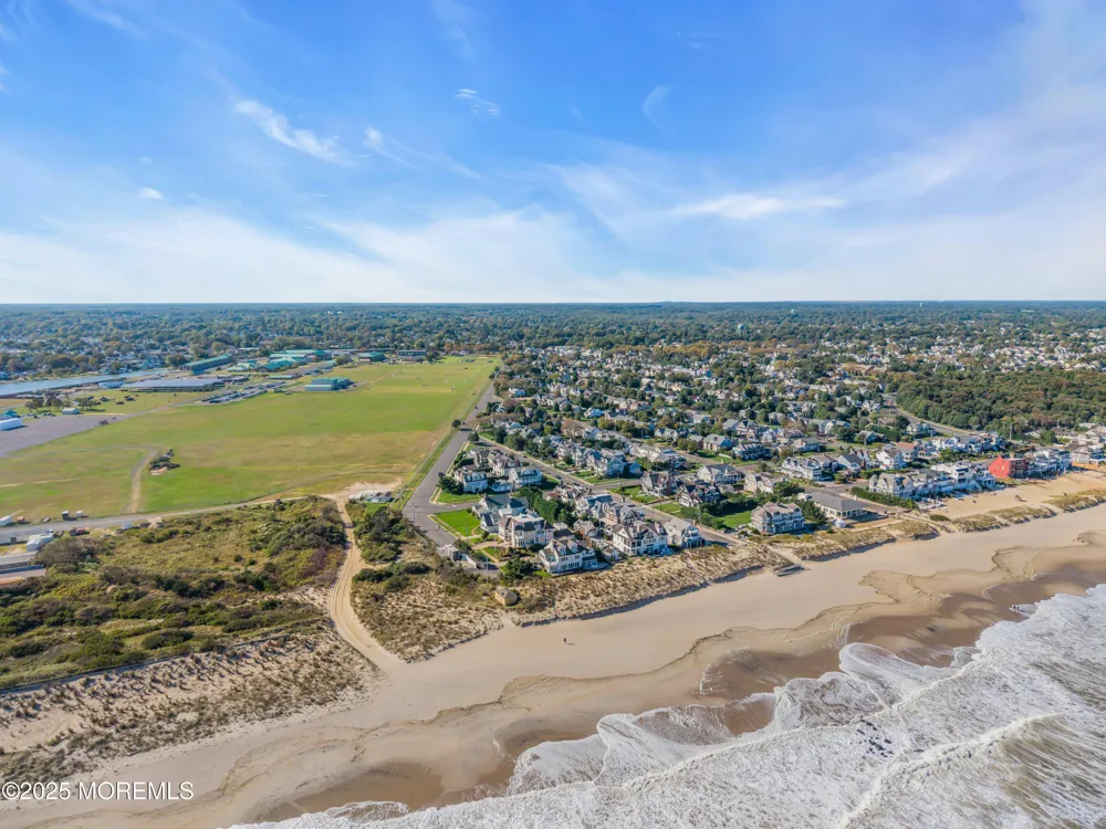 219 Neptune Place Sea Girt, NJ 08750