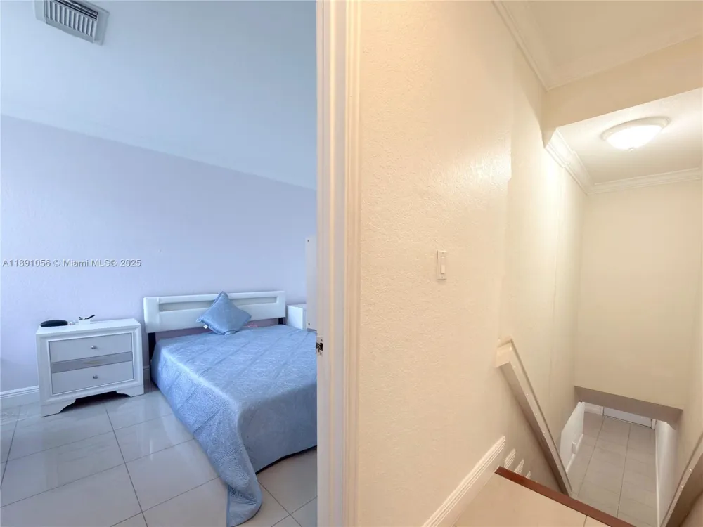 1195 NW 124th Ave #2202 Miami, FL 33182