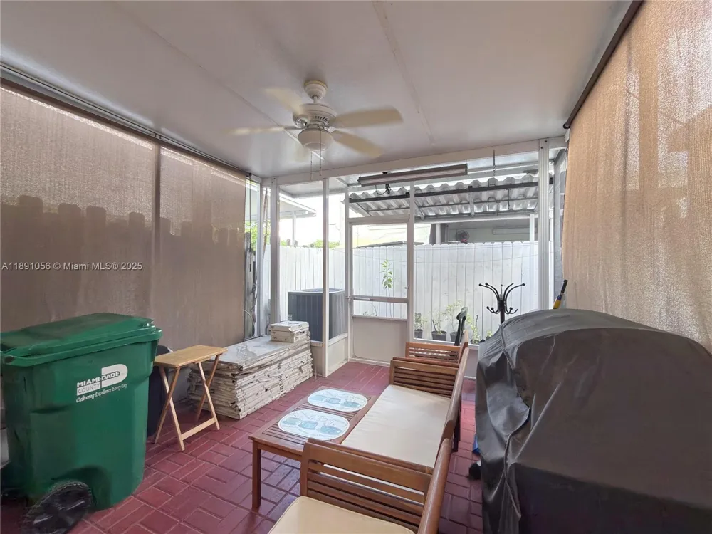 1195 NW 124th Ave #2202 Miami, FL 33182