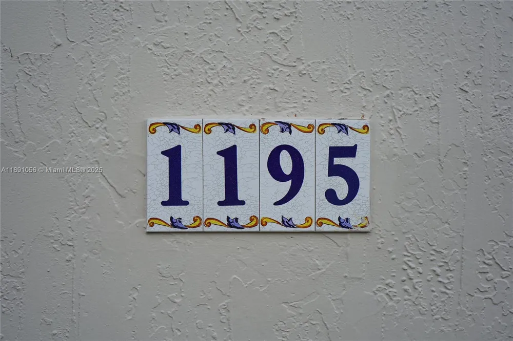 1195 NW 124th Ave #2202 Miami, FL 33182