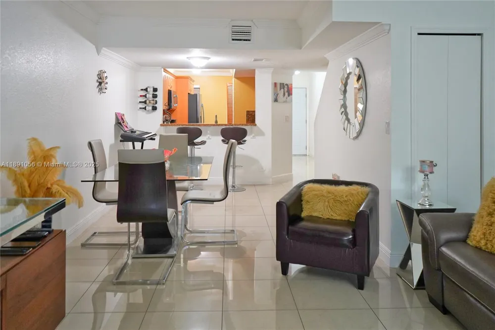 1195 NW 124th Ave #2202 Miami, FL 33182