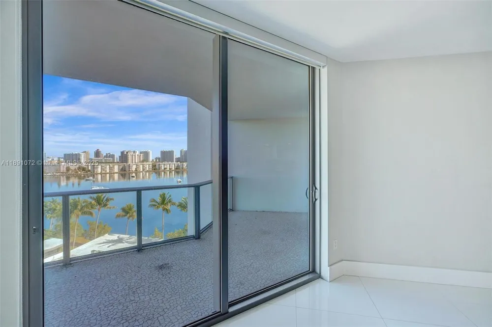 17301 Biscayne Blvd #708 North Miami Beach, FL 33160