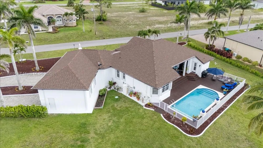 4213 NW 28th ST Other City - In The State Of Florida, FL 33993