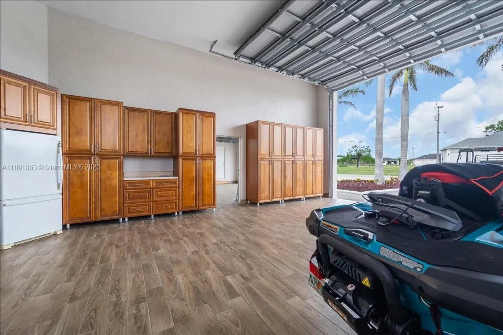 4213 NW 28th ST Other City - In The State Of Florida, FL 33993