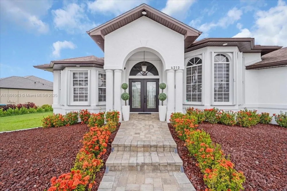 4213 NW 28th ST Other City - In The State Of Florida, FL 33993