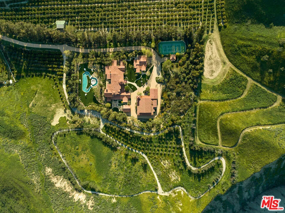 6914 Solano Verde Drive Somis, CA 93066
