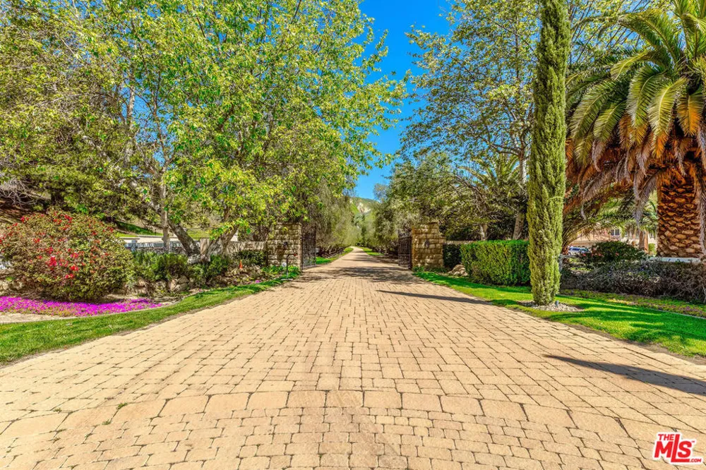6914 Solano Verde Drive Somis, CA 93066