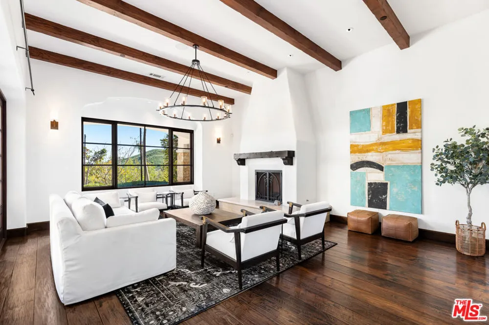 6914 Solano Verde Drive Somis, CA 93066
