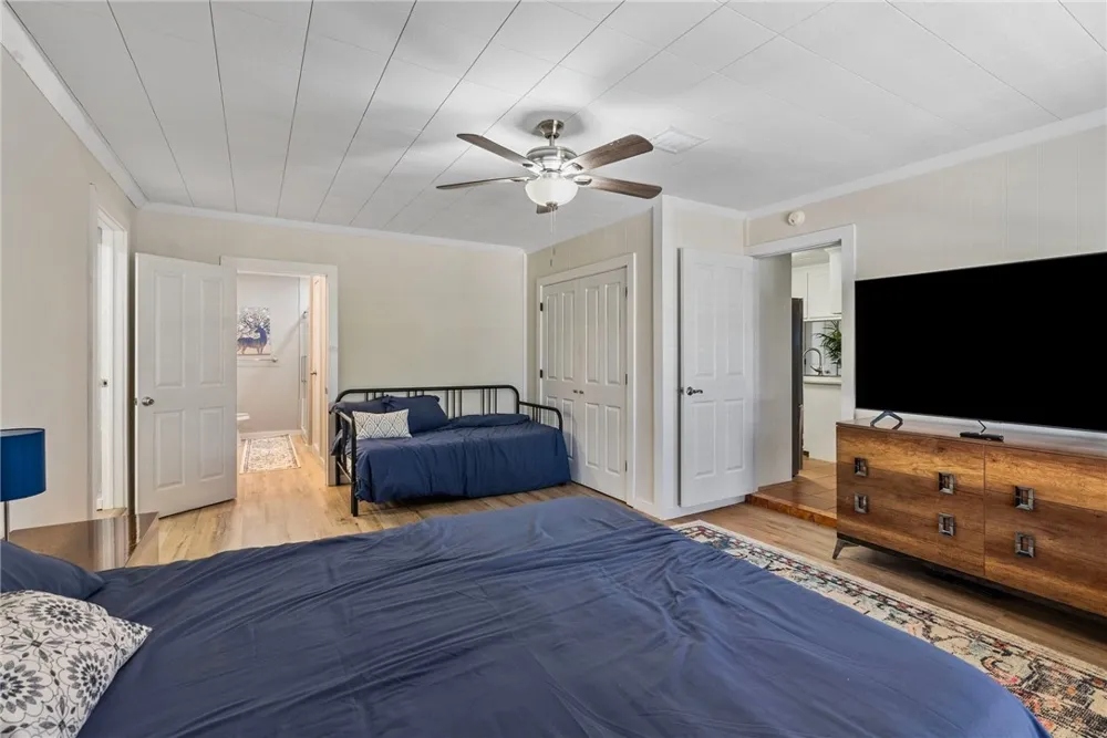 180 Freeman Circle George West, TX 78022