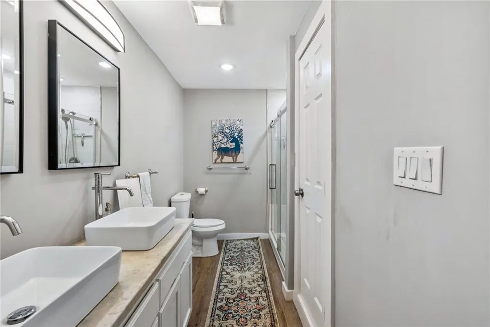 180 Freeman Circle George West, TX 78022
