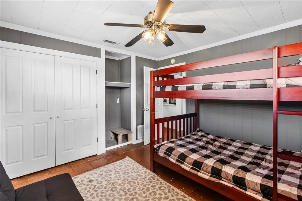 180 Freeman Circle George West, TX 78022