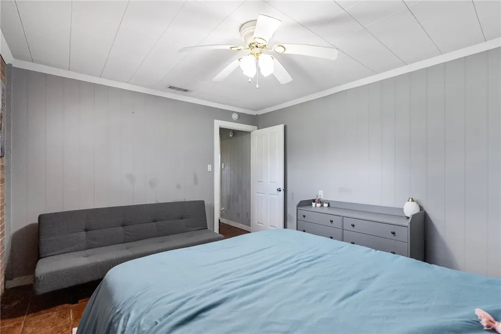 180 Freeman Circle George West, TX 78022