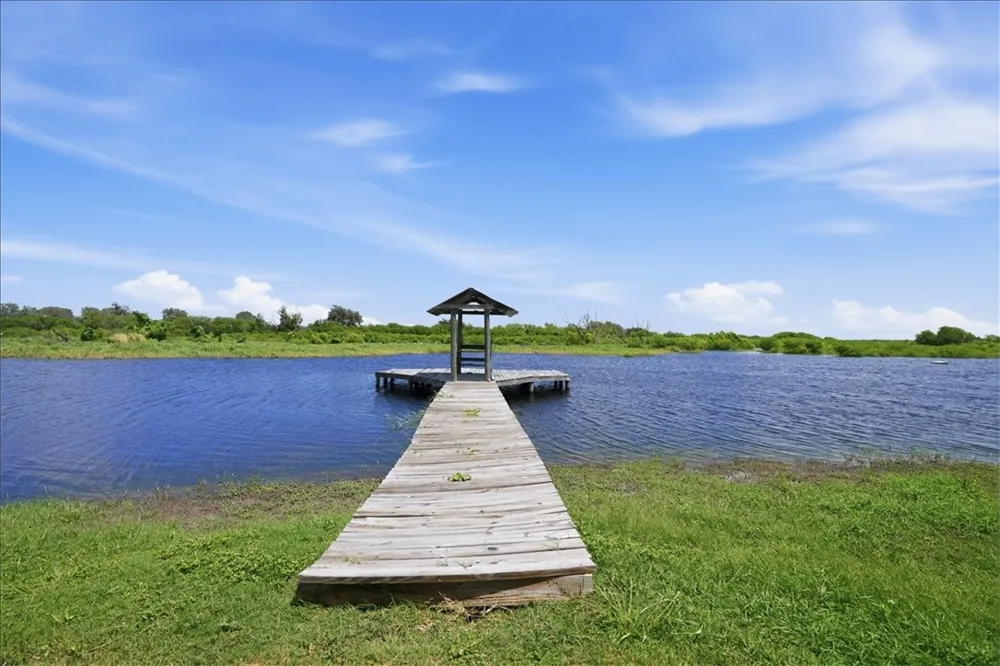 180 Freeman Circle George West, TX 78022