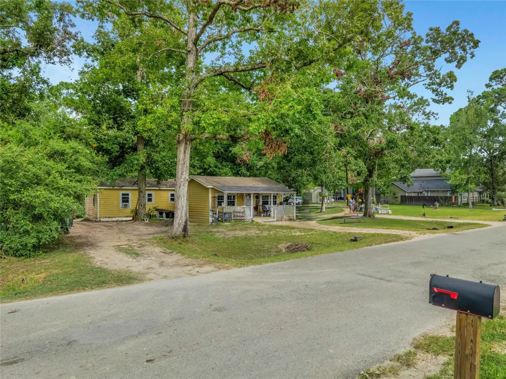 24914 Needham Road Porter, TX 77365