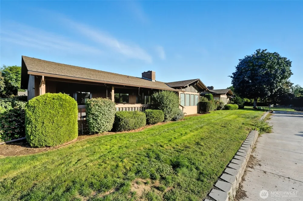 839 Country Club Road Walla Walla, WA 99362