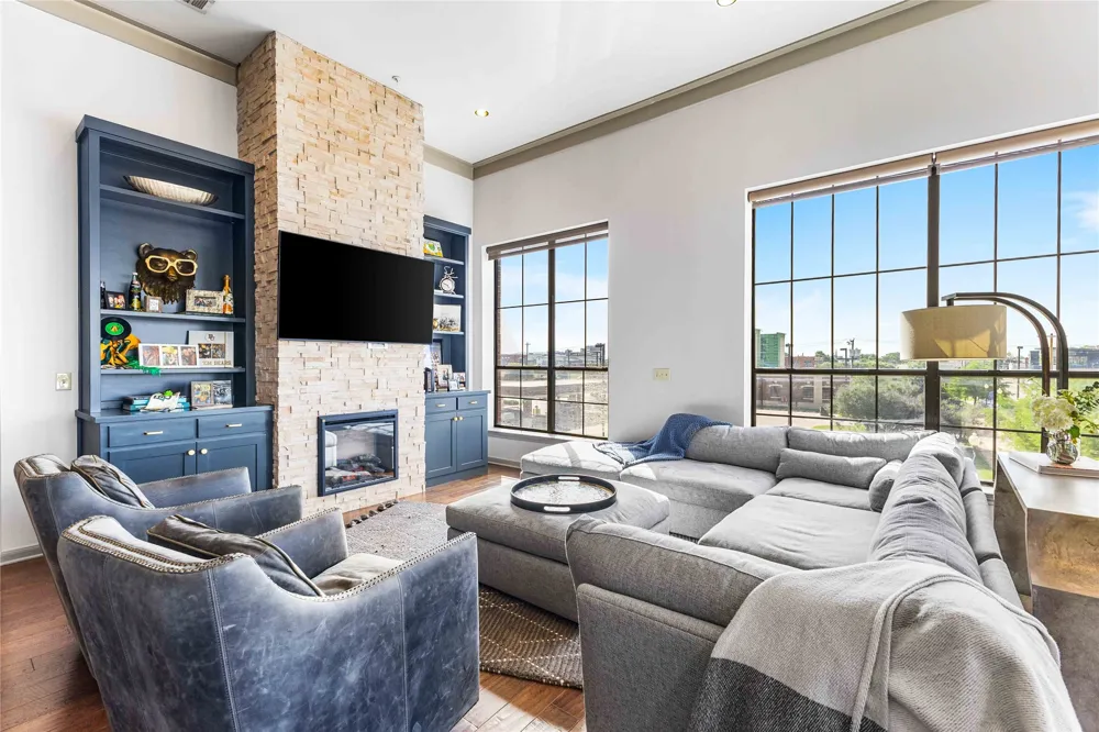 330 Austin Avenue #322 Waco, TX 76701