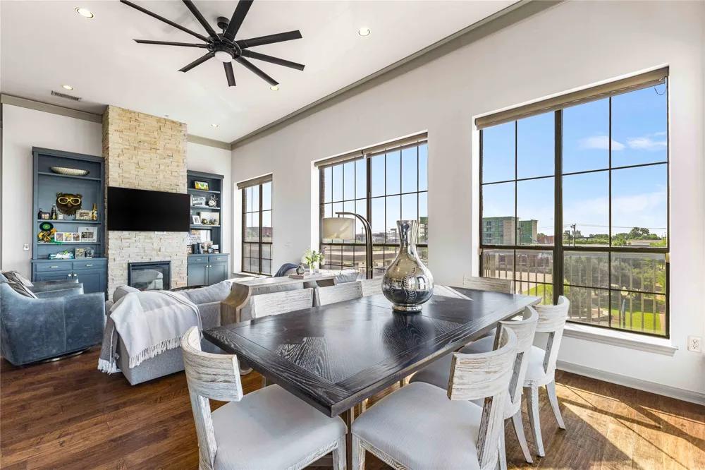 330 Austin Avenue #322 Waco, TX 76701