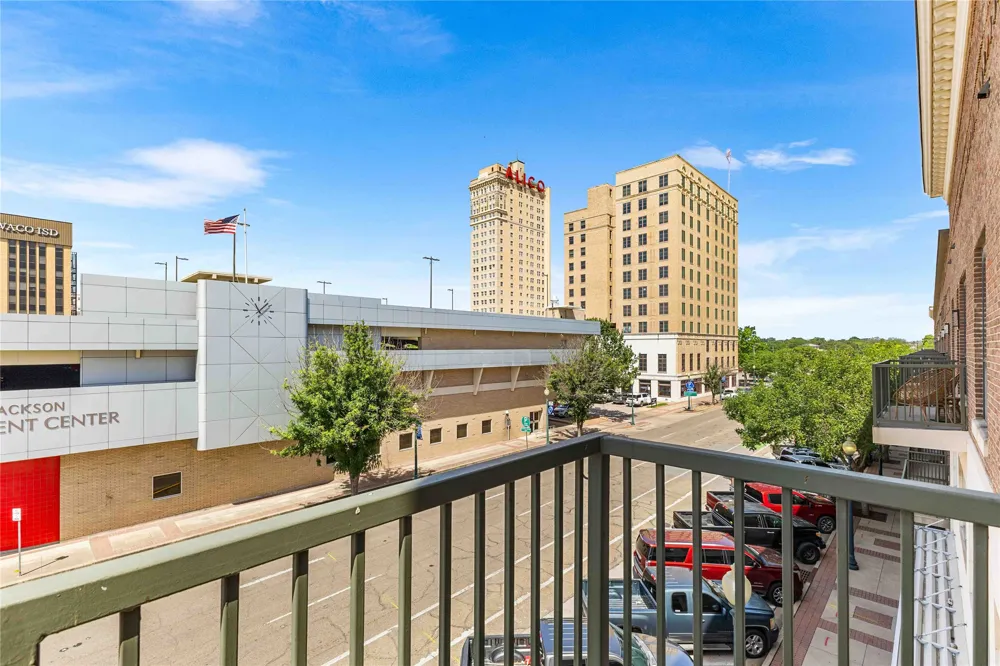 330 Austin Avenue #322 Waco, TX 76701