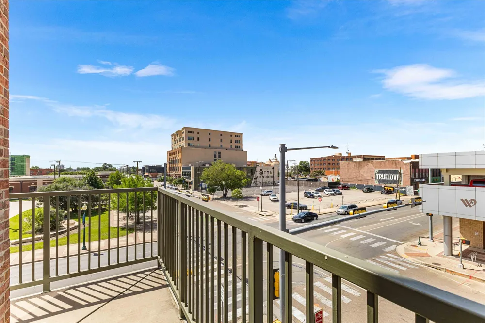 330 Austin Avenue #322 Waco, TX 76701