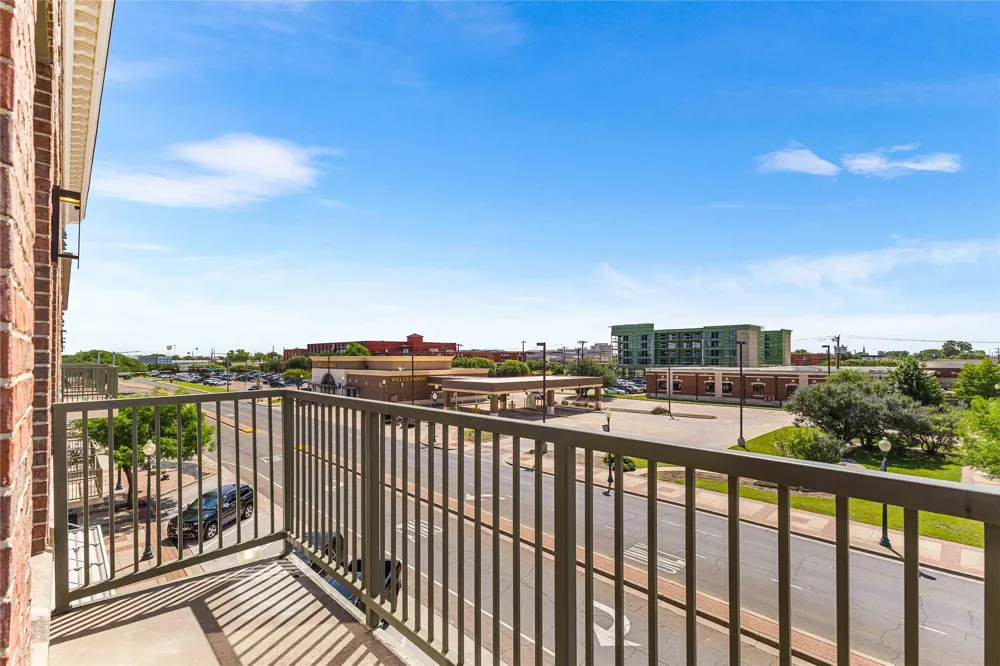 330 Austin Avenue #322 Waco, TX 76701