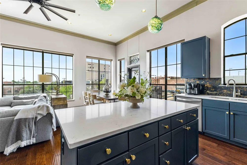 330 Austin Avenue #322 Waco, TX 76701