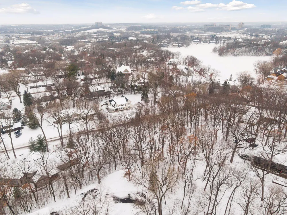 66xx Mohawk Trail Edina, MN 55439