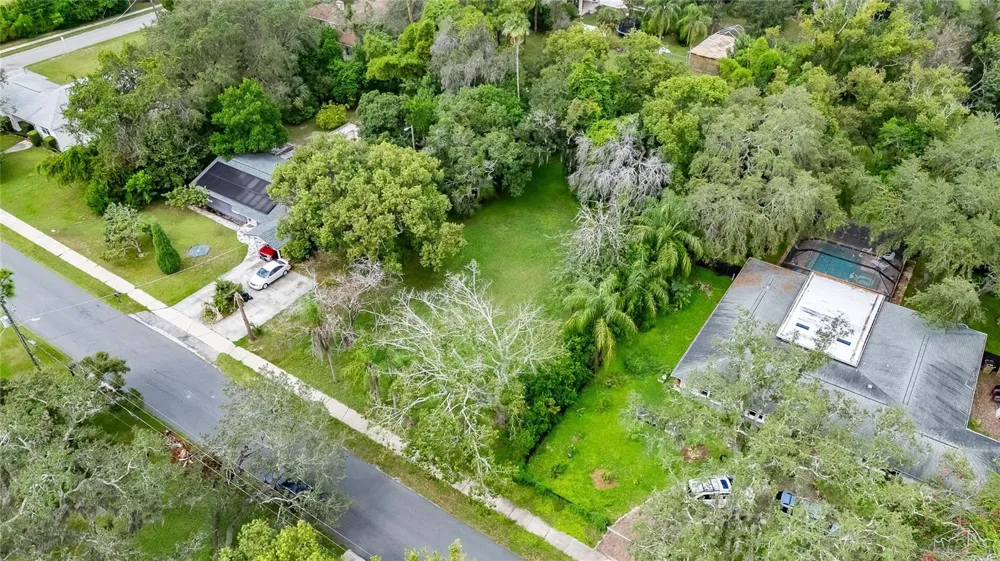 5208 E 122ND AVENUE Temple Terrace, FL 33617