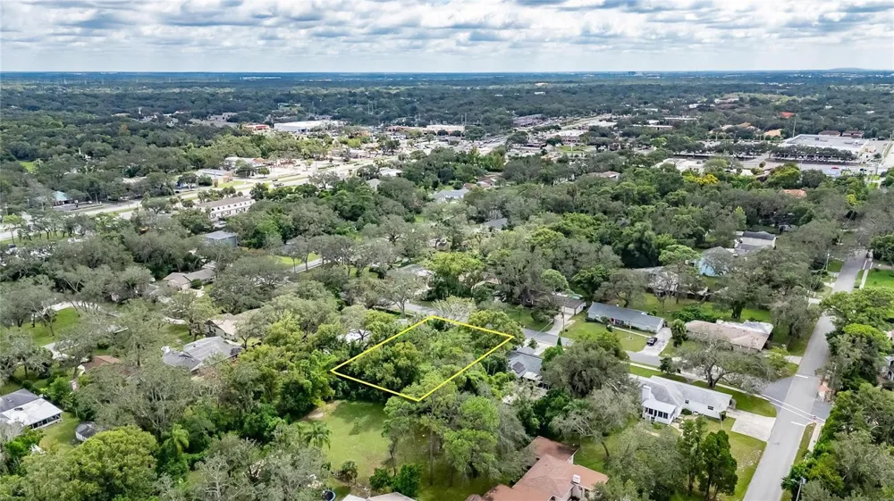 5208 E 122ND AVENUE Temple Terrace, FL 33617