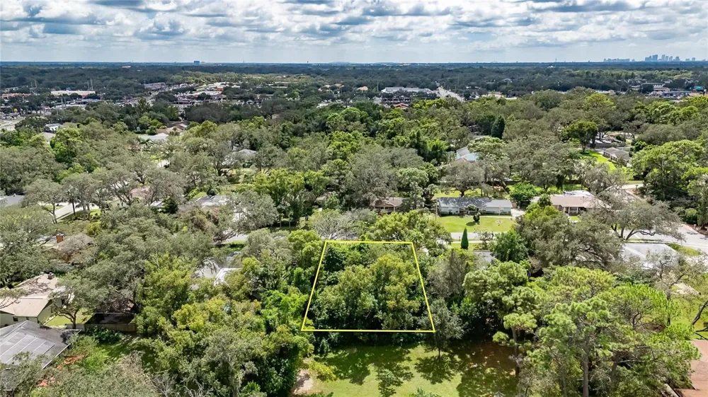 5208 E 122ND AVENUE Temple Terrace, FL 33617