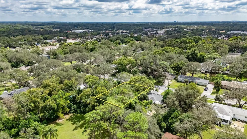5208 E 122ND AVENUE Temple Terrace, FL 33617