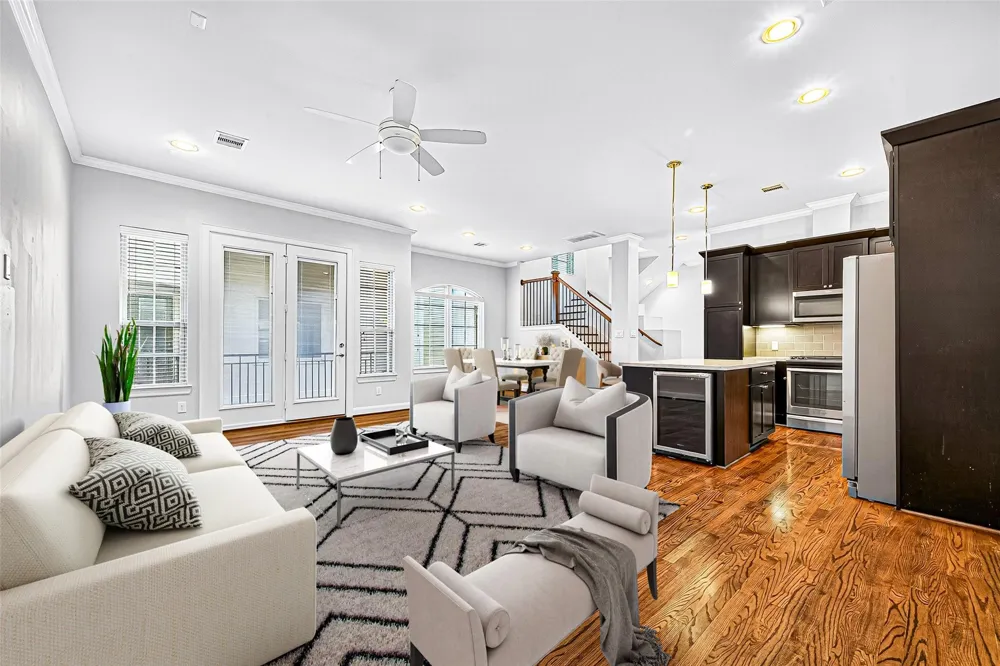 8225 Cambridge Street Houston, TX 77054