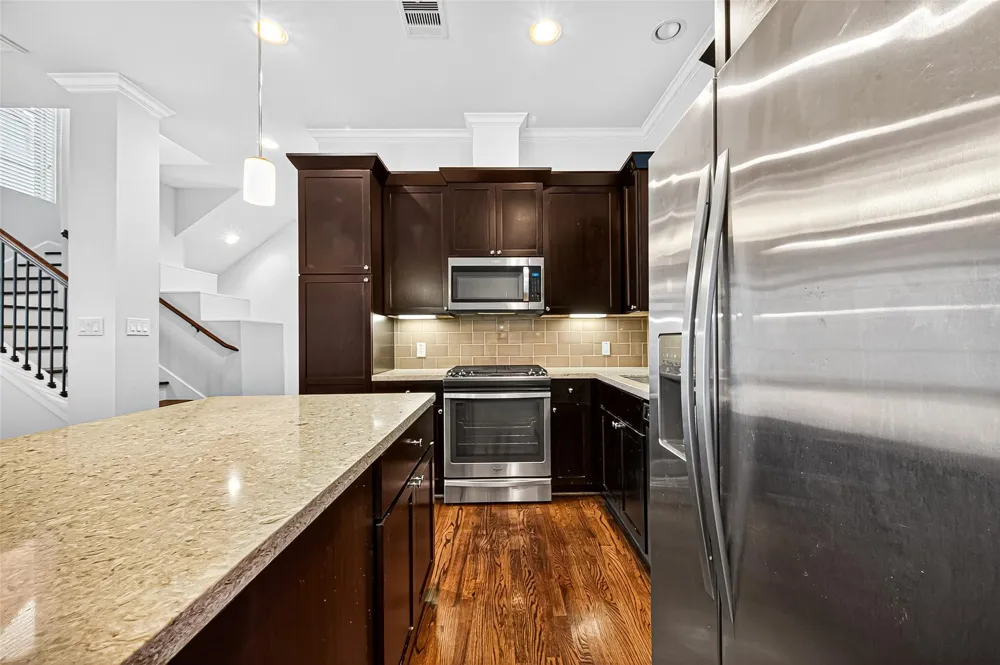 8225 Cambridge Street Houston, TX 77054