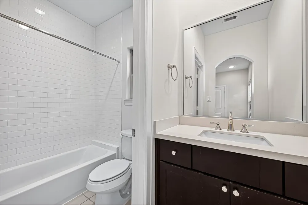 8225 Cambridge Street Houston, TX 77054