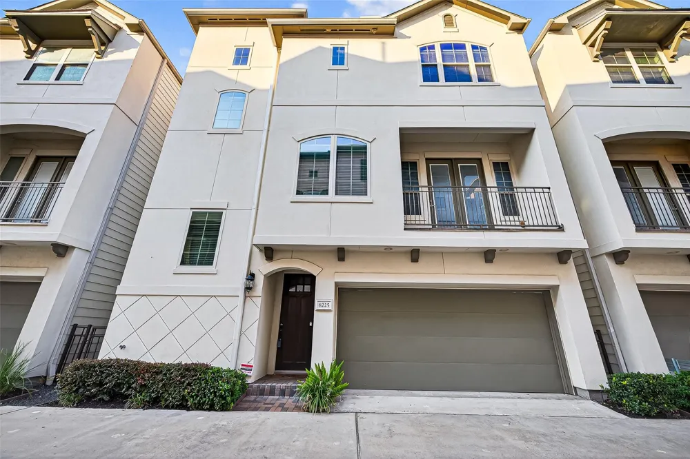 8225 Cambridge Street Houston, TX 77054