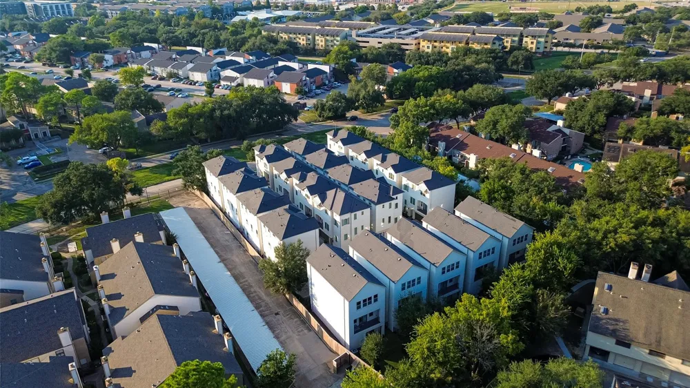 8225 Cambridge Street Houston, TX 77054