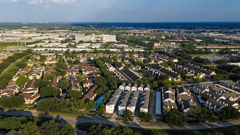 8225 Cambridge Street Houston, TX 77054